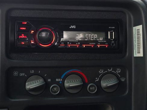 Used 1995 Chevrolet Silverado 2500 4x4 Extended Cab image 24