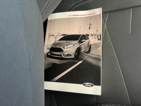 Used 2019 Ford Fiesta SE FWD image 26