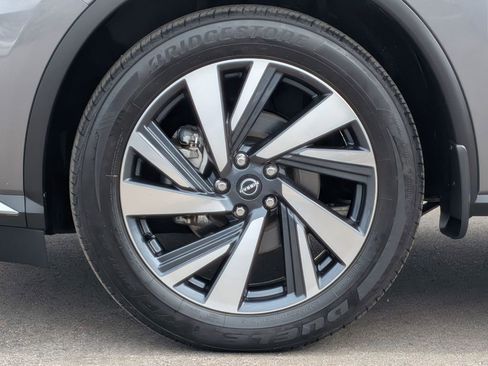 Used 2024 Nissan Murano SL image 10