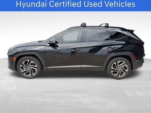 Certified 2025 Hyundai Tucson Limited FWD image 2