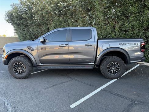 Used 2025 Ford Ranger Raptor AWD/4WD image 6