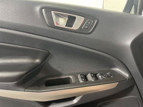 Used 2018 Ford EcoSport Titanium w/ Titanium Cold Weather Package AWD/4WD image 19