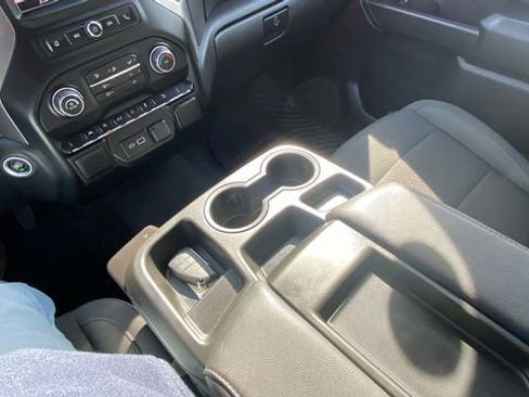 Used 2022 Chevrolet Silverado 1500 Custom Trail Boss w/ LPO, Dark Essentials Package AWD/4WD image 28