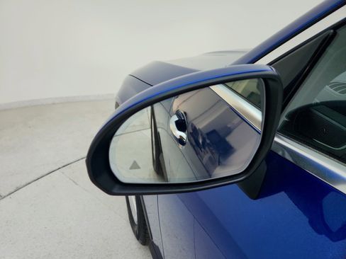 Certified 2025 Mercedes-Benz GLC 300 image 12