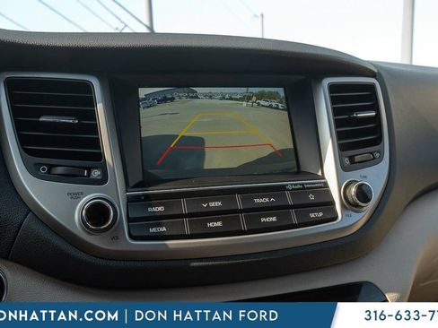 Used 2018 Hyundai Tucson Value w/ Cargo Package AWD/4WD image 8