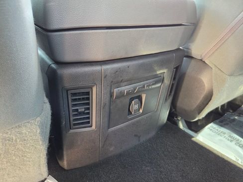 Used 2017 RAM 1500 Big Horn AWD/4WD image 16