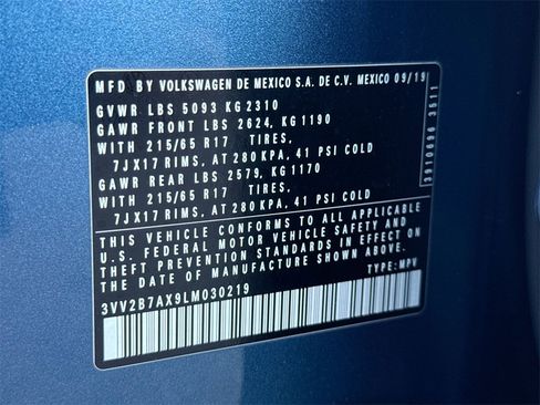 Used 2020 Volkswagen Tiguan SE w/ Panoramic Sunroof Package image 26