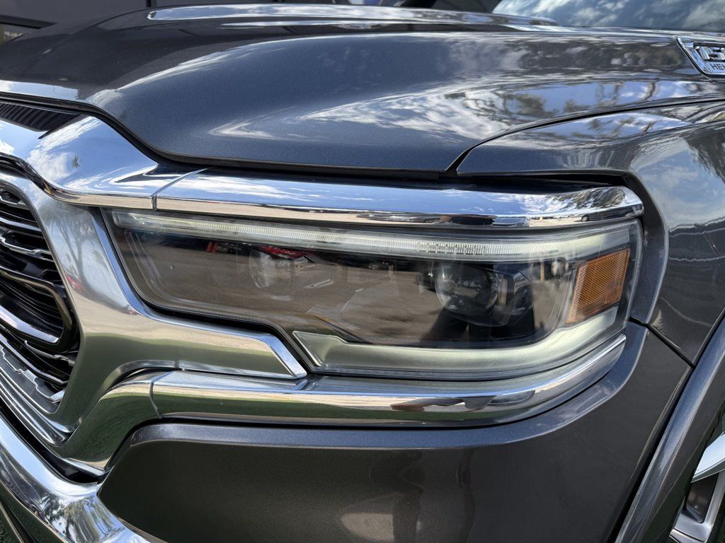 Used 2022 RAM 1500 Limited AWD/4WD image 11
