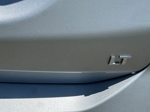 Used 2022 Chevrolet Equinox LT FWD image 32