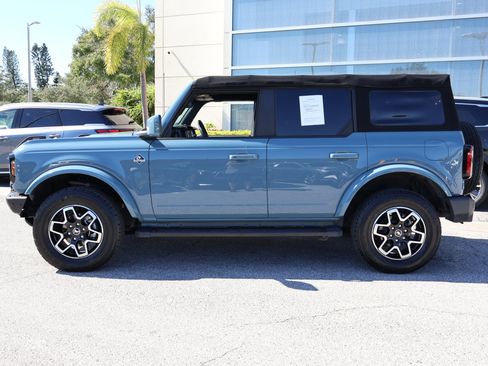 Used 2022 Ford Bronco Outer Banks image 5