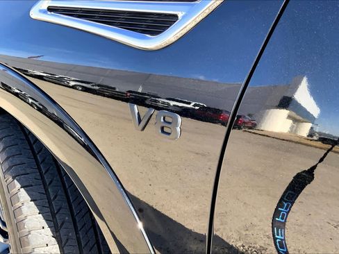 Used 2022 Nissan Armada SL w/ Midnight Edition Package image 32