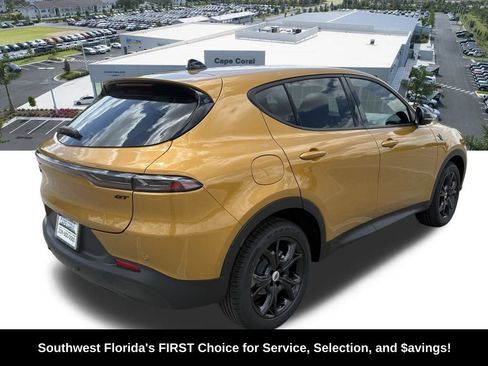 New 2025 Dodge Hornet GT w/ GT Blacktop Package image 5