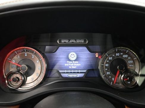 Used 2022 RAM 1500 Limited w/ Off Road Group AWD/4WD image 5