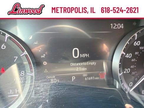 Used 2024 Toyota Highlander LE AWD/4WD image 23