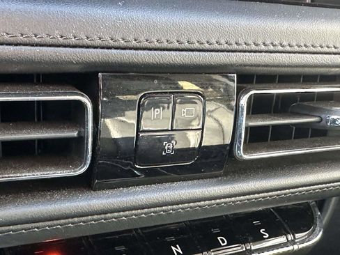 Used 2023 Lincoln Nautilus Reserve w/ Equipment Group 201A image 26