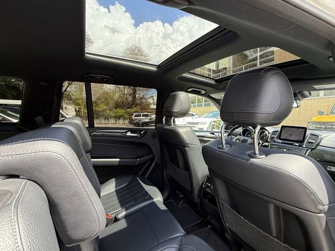 Used 2018 Mercedes-Benz GLS 450 4MATIC image 30