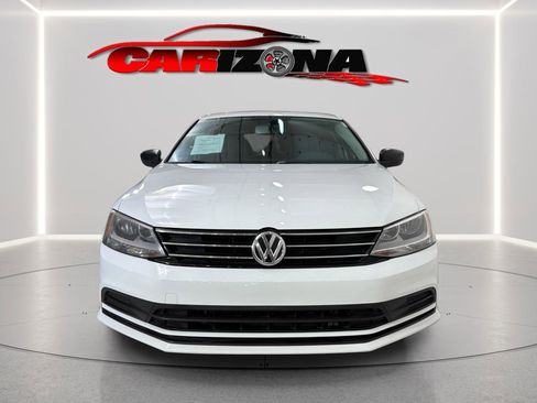 Used 2016 Volkswagen Jetta SE FWD image 11