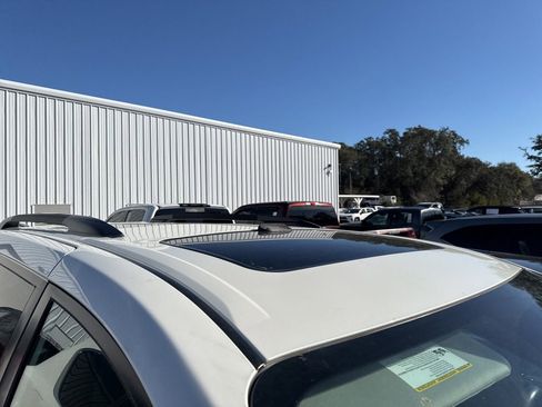 Used 2020 Toyota Sienna Limited Premium image 7