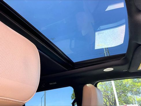 Certified 2023 Ford F250 Lariat w/ Lariat Ultimate Package image 14