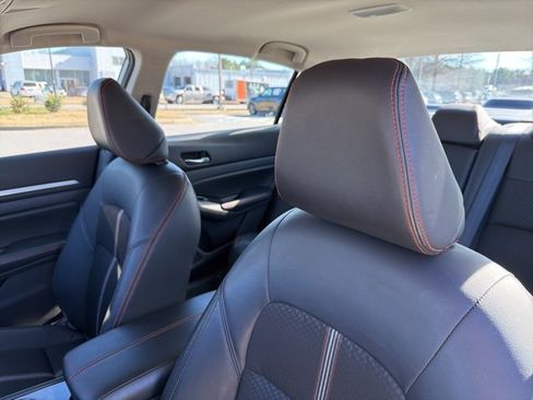 Used 2025 Nissan Altima 2.5 SR image 23