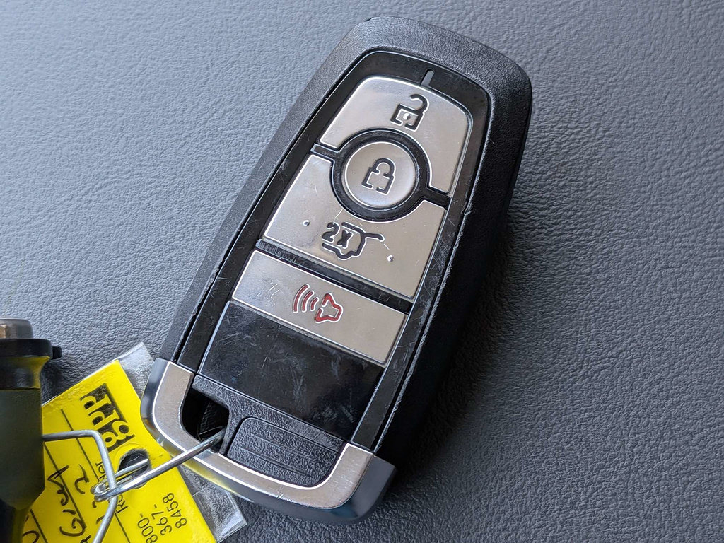 Used 2025 Ford Explorer Active RWD image 27