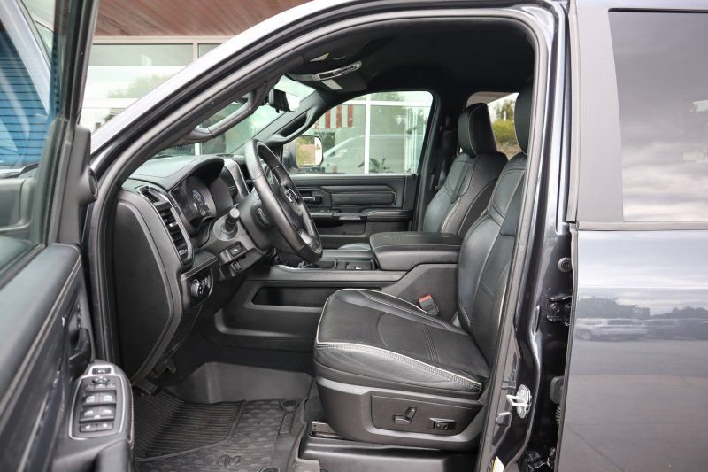 Used 2022 RAM 2500 Limited AWD/4WD image 9
