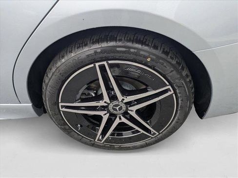 New 2025 Mercedes-Benz C 300 4MATIC Sedan image 10