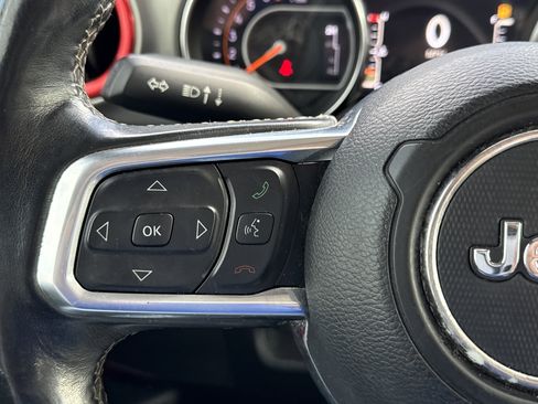 Used 2020 Jeep Gladiator Sport w/ Quick Order Package 24S image 13