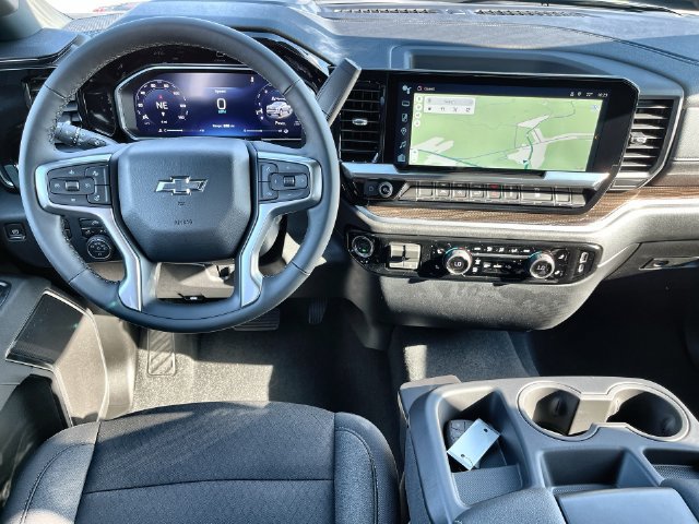 New 2026 Chevrolet Silverado 1500 RST w/ LPO, Dark Essentials Package AWD/4WD image 19