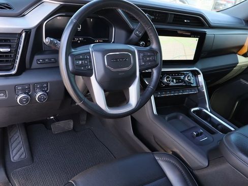 Used 2024 GMC Sierra 2500 Denali w/ Denali Reserve Package image 11