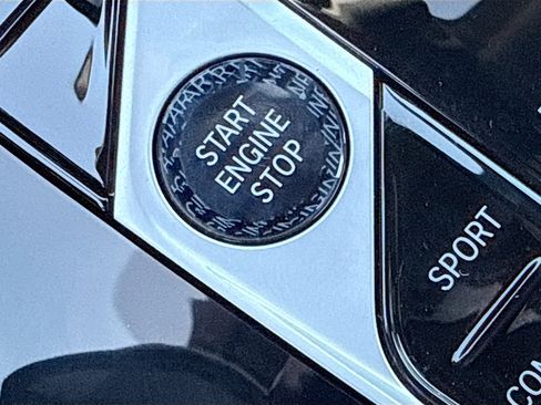 New 2026 BMW ALPINA XB7 AWD/4WD image 39