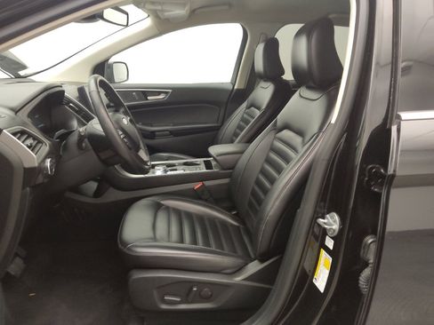 Used 2022 Ford Edge SEL image 17