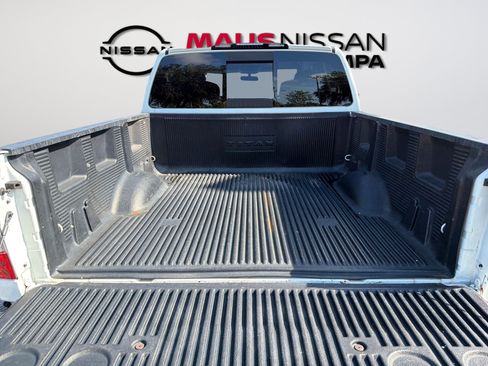 Used 2017 Nissan Titan SV RWD image 30