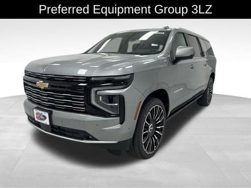 New 2026 Chevrolet Suburban High Country AWD/4WD image 4