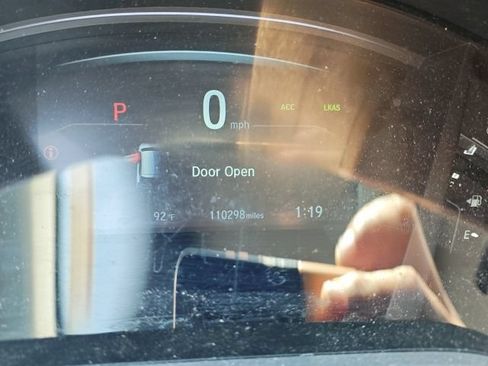 Used 2018 Honda CR-V EX image 19