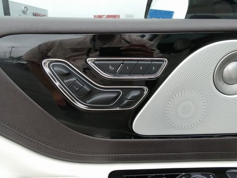 Used 2023 Lincoln Aviator Black Label Grand Touring w/ Class IV Trailer Tow Package image 28