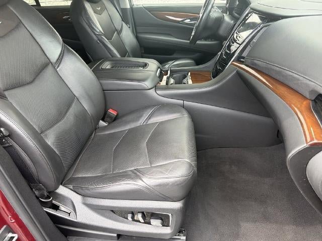 Used 2020 Cadillac Escalade Premium Luxury AWD/4WD image 13