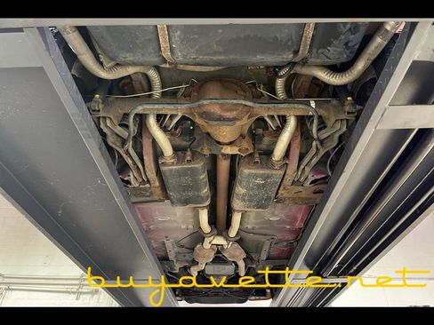 Used 1990 Ford Mustang GT RWD image 34