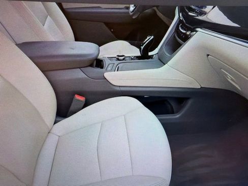 Used 2023 Cadillac XT6 Premium Luxury AWD/4WD image 8