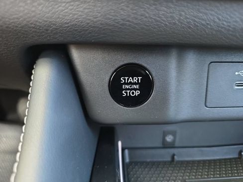 New 2026 Nissan Rogue Platinum AWD/4WD image 29