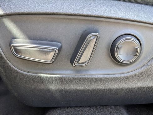 Used 2024 Toyota RAV4 XLE image 44