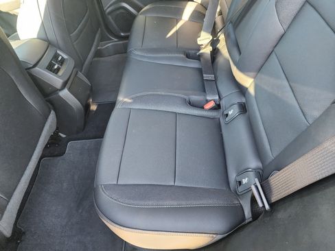 New 2026 Chevrolet Equinox EV LT image 14