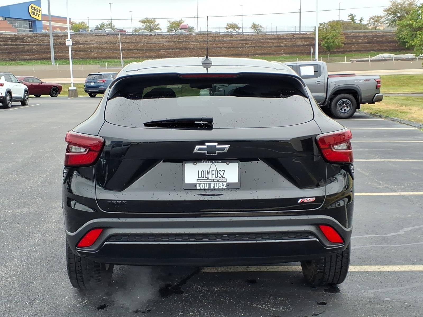 Used 2024 Chevrolet Trax RS w/ Driver Confidence Package FWD image 29
