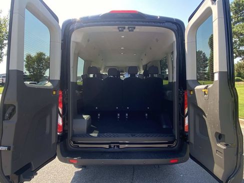 Used 2025 Ford Transit 350 XLT RWD image 7