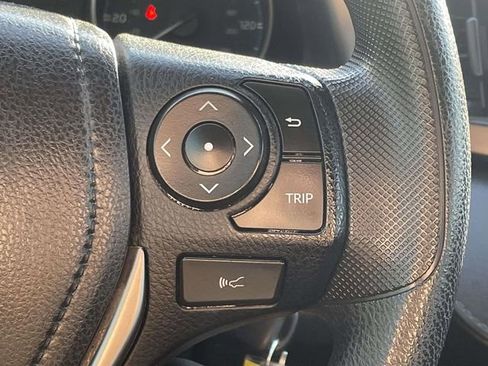 Used 2017 Toyota RAV4 LE image 21