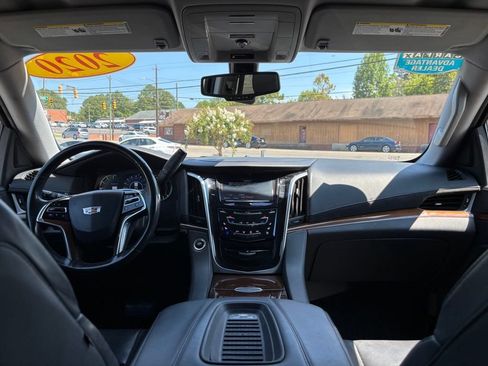 Used 2020 Cadillac Escalade 2WD image 14