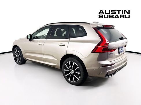 Used 2024 Volvo XC60 B5 Plus AWD/4WD image 5