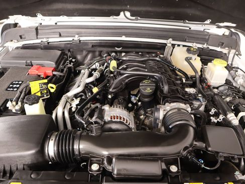 Used 2022 Jeep Gladiator Mojave w/ Trailer Tow Package image 19