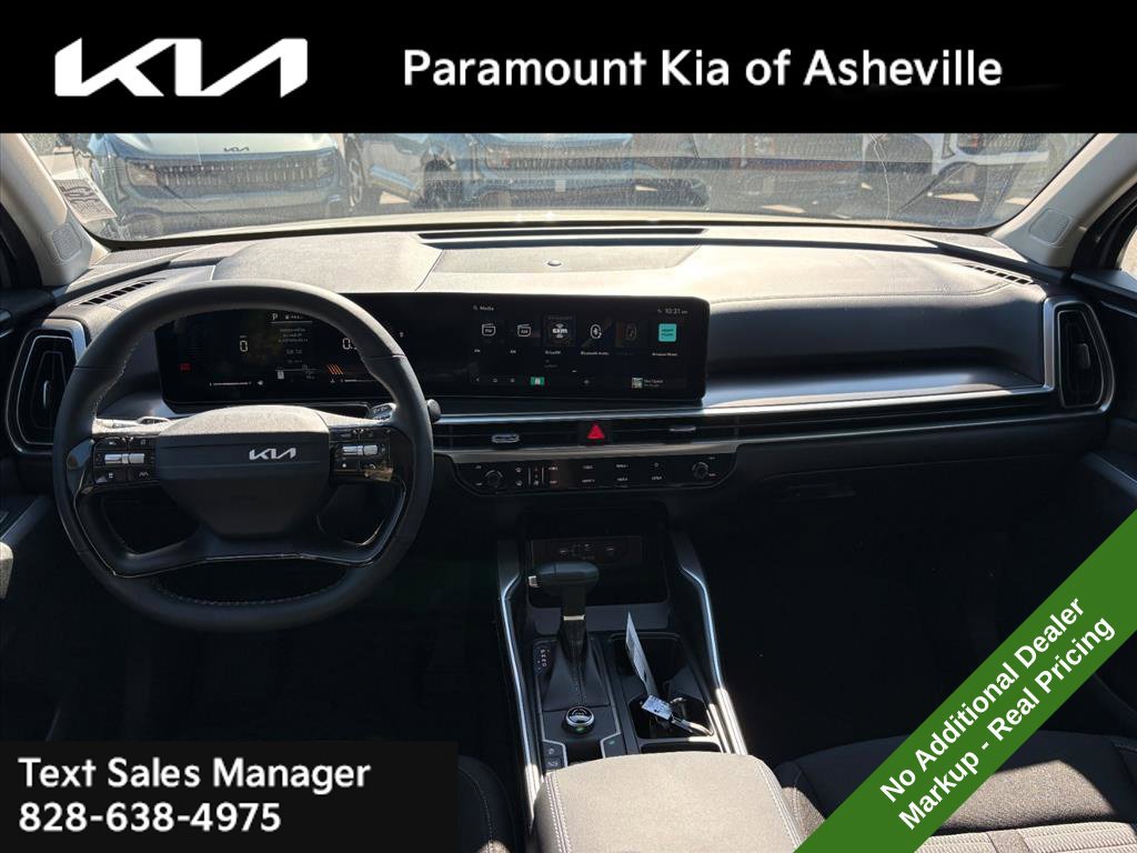 New 2026 Kia Sorento LX FWD image 8
