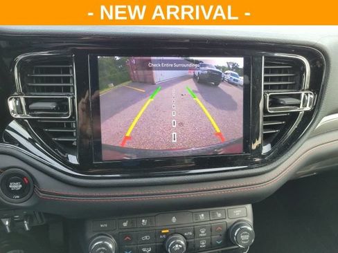 Used 2023 Dodge Durango R/T AWD/4WD image 10